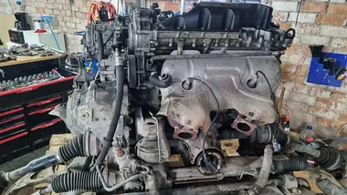 Variklio išėmimo darbai autoservise Vilkaviškyje